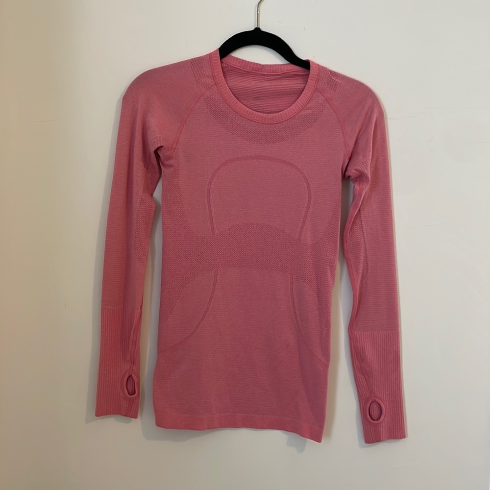 Lululemon swiftly tech long sleeve